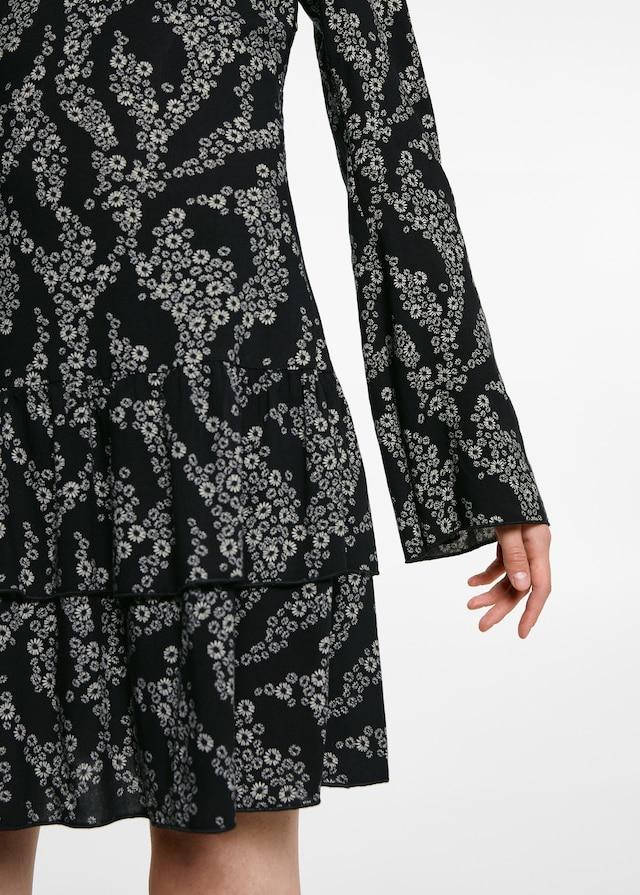 Mango Kleid mit Blumendruck Cyber Monday